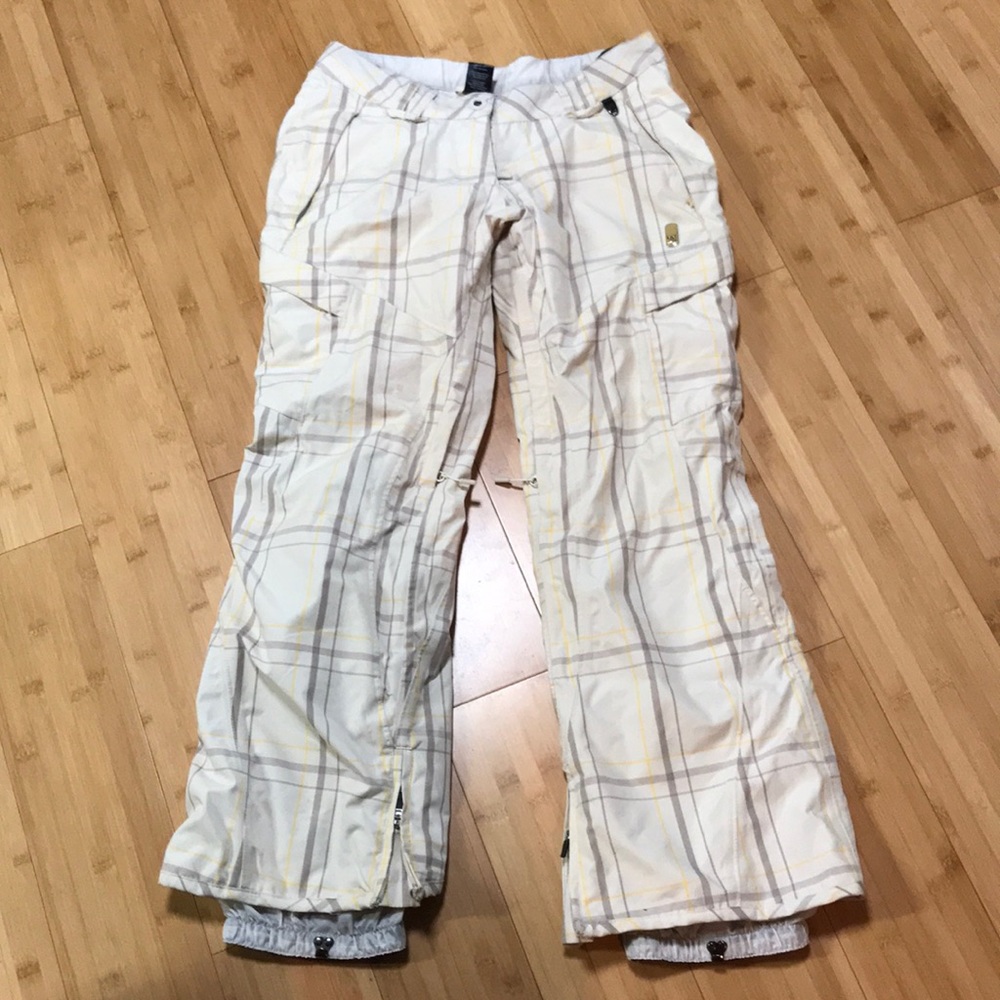 DC ski / snowboard pants